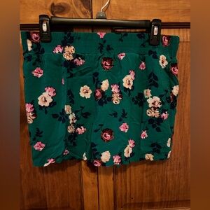 Apt. 9 green Floral Shorts